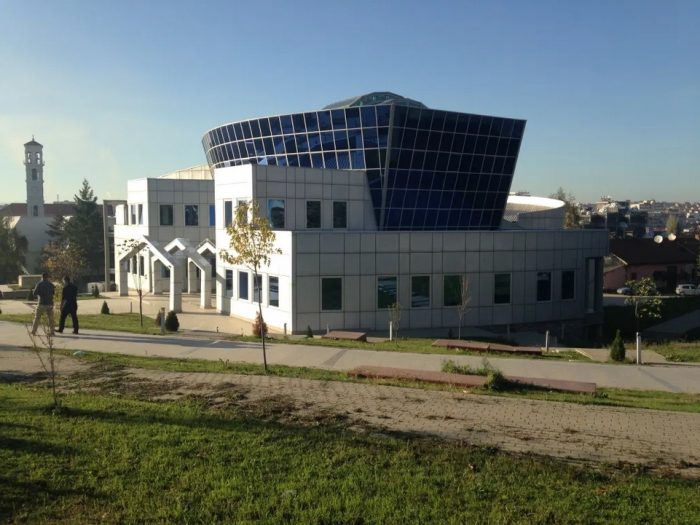 Instituti i Historisë – Prishtinë