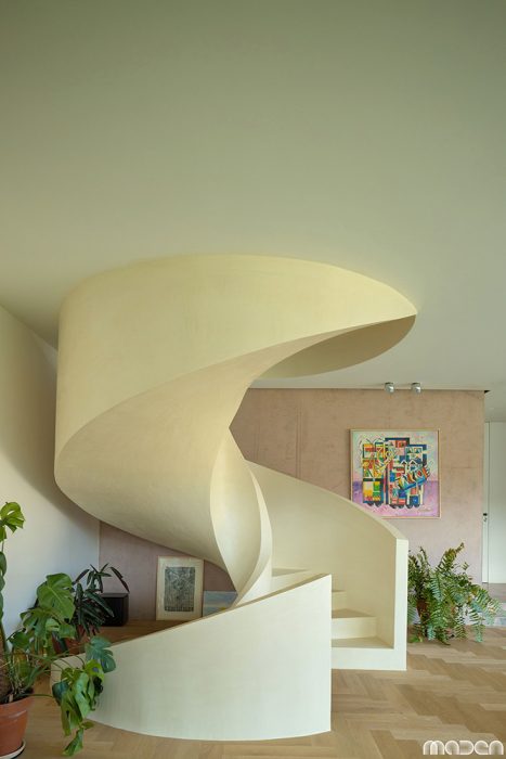 Maden-group-the-red-goat-villa-project=interior-sculptural-stairs