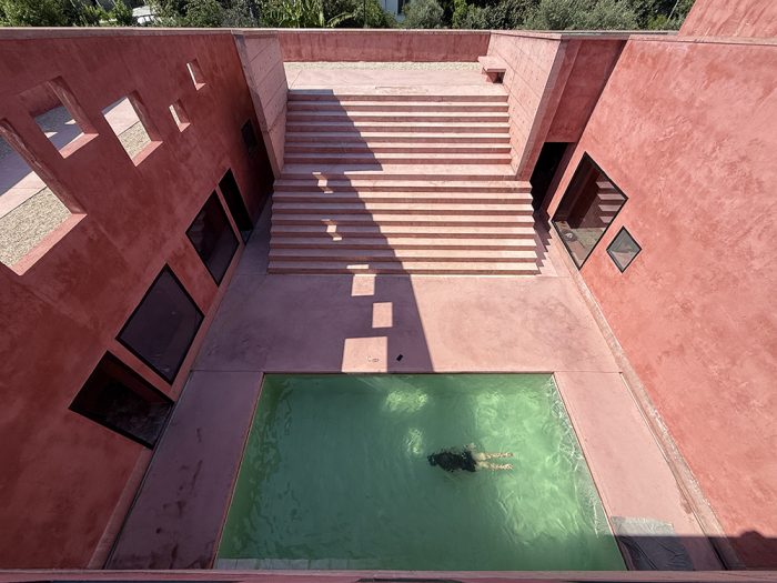 red-house-gezim-pacarizi