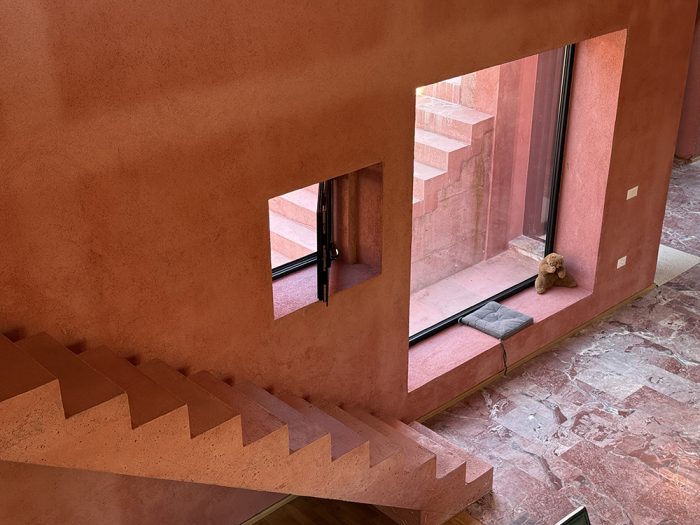 red-house-gezim-pacarizi