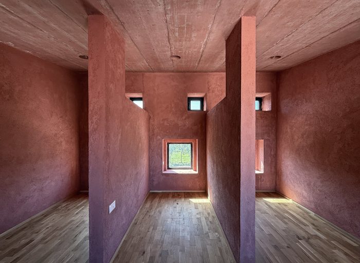 red-house-gezim-pacarizi