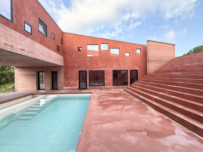 red-house-gezim-pacarizi