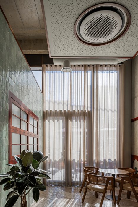 Figaro Resto-Bar -Klaudio Curmaku